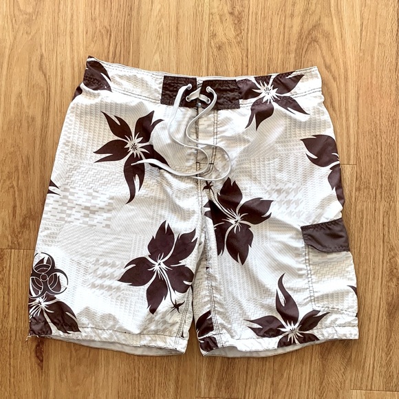 Joe Boxer Other - Joe Boxer Laced Swim Trunks • L